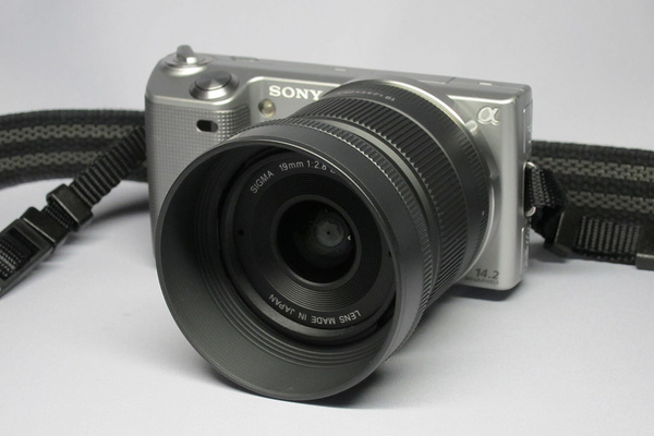 SIGMA 19mm F2.8 EX DN