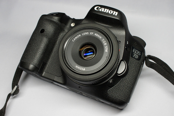 Canon EF40mm F2.8 STM