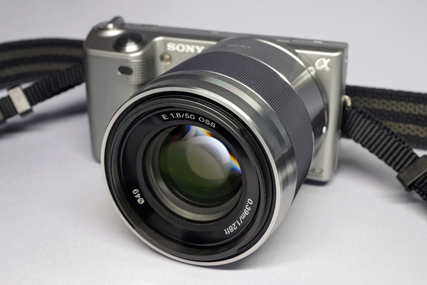 Sony E 50mm F1.8 OSS