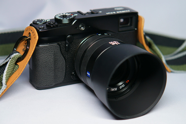 カメラ レンズ(単焦点) Carl Zeiss Touit 32mm F1.8 | b's mono-log