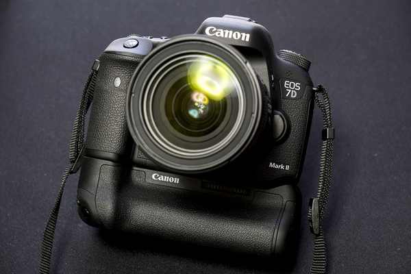 Canon BG-E16 | b's mono-log