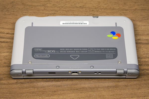 New ニンテンドー 3DS LL スーパーファミコン エディション