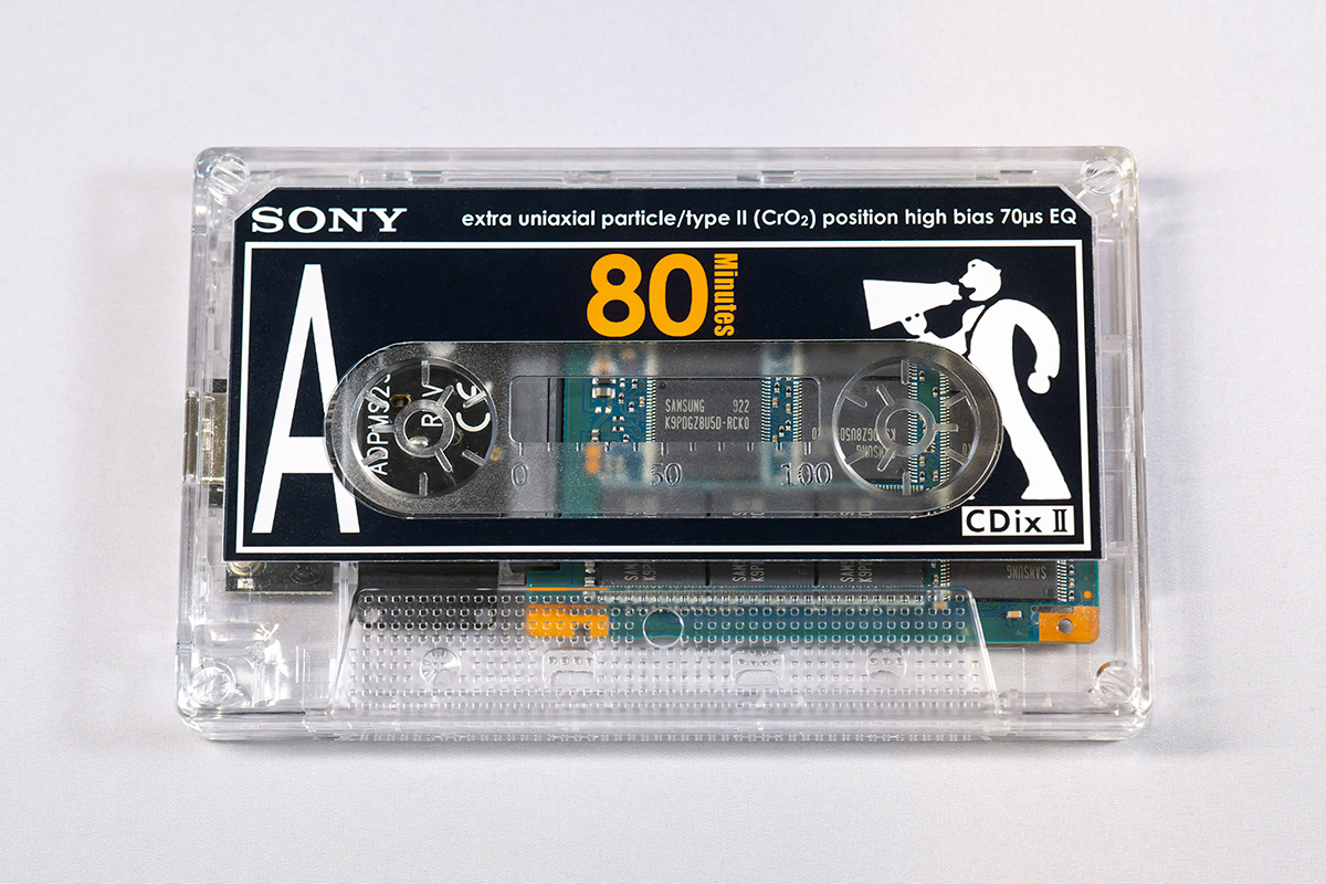 ORICO カセットテープ風 2.5inch ドライブケース | b's mono-log