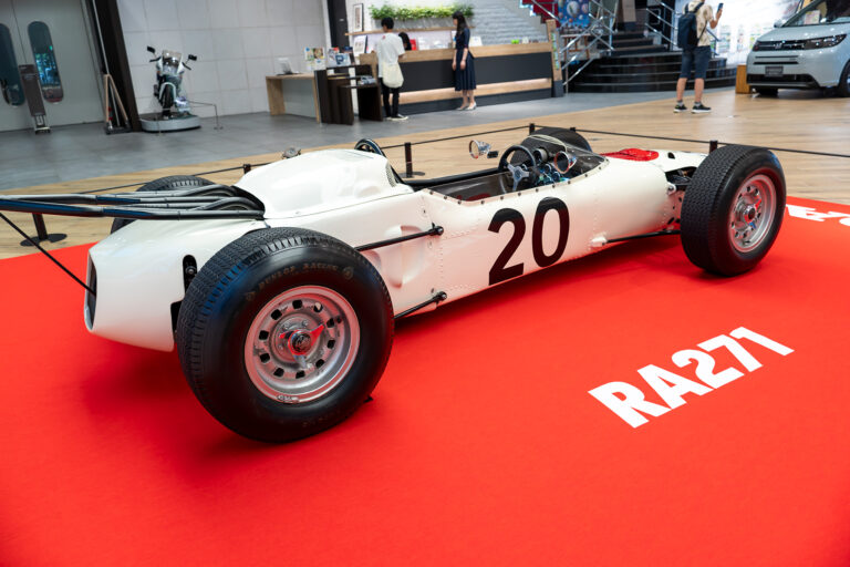 HONDA RA271