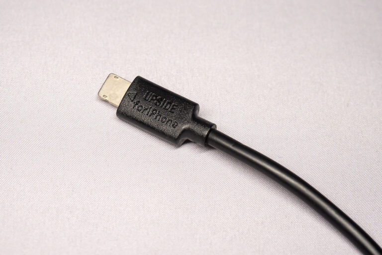 Lightning/microUSB リバーシブルケーブル