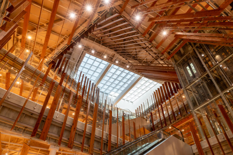 富山市ガラス美術館