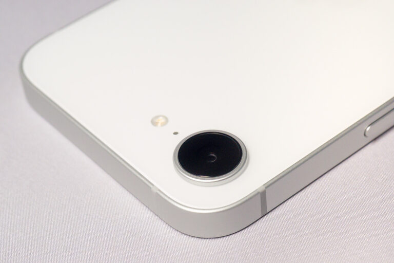 iPhone 16e