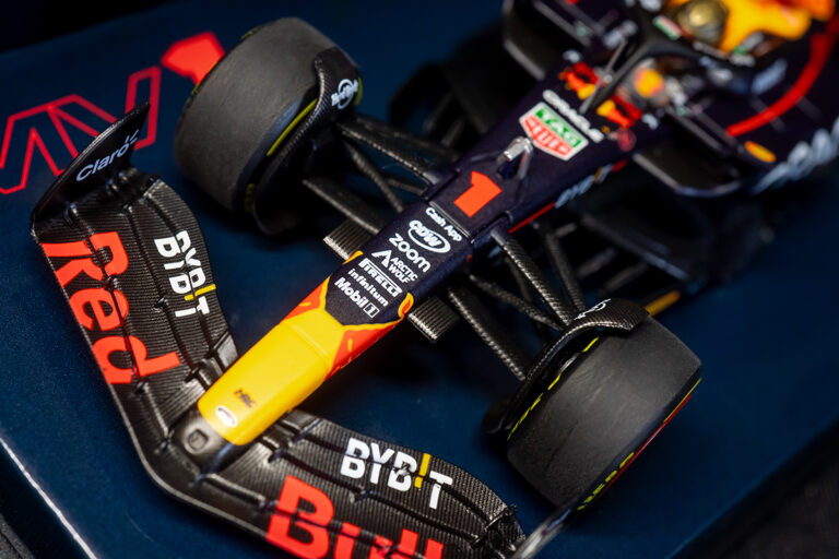 MINICHAMPS 1/43 Red Bull RB19 M. Verstappen Winner Abu Dhabi GP 2023