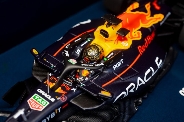 MINICHAMPS 1/43 Red Bull RB19 M. Verstappen Winner Abu Dhabi GP 2023