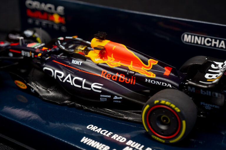 MINICHAMPS 1/43 Red Bull RB19 M. Verstappen Winner Abu Dhabi GP 2023