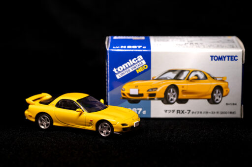 トミカリミテッドヴィンテージ NEO RX-7 TYPE R 01