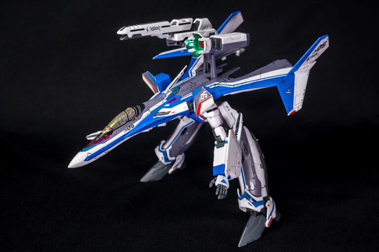 HG VF-31J ジークフリード(ハヤテ機)
