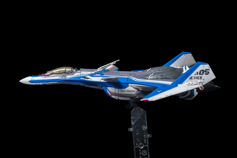 HG VF-31J ジークフリード(ハヤテ機)