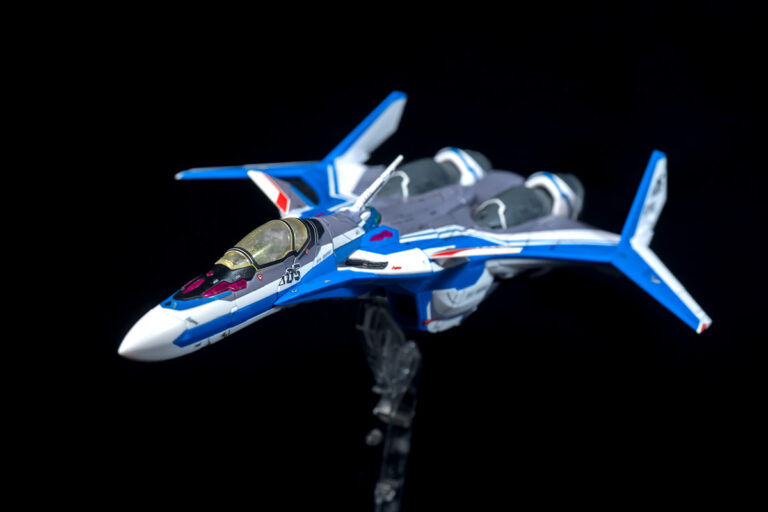 HG VF-31J ジークフリード(ハヤテ機)