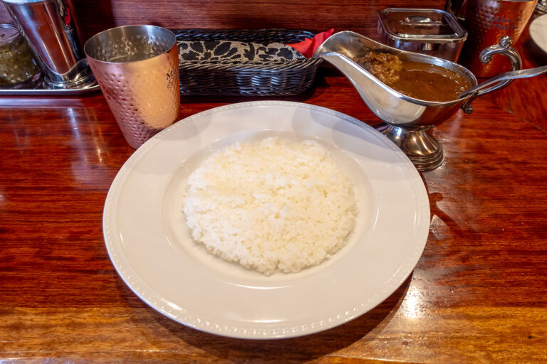 カレー専門店 B