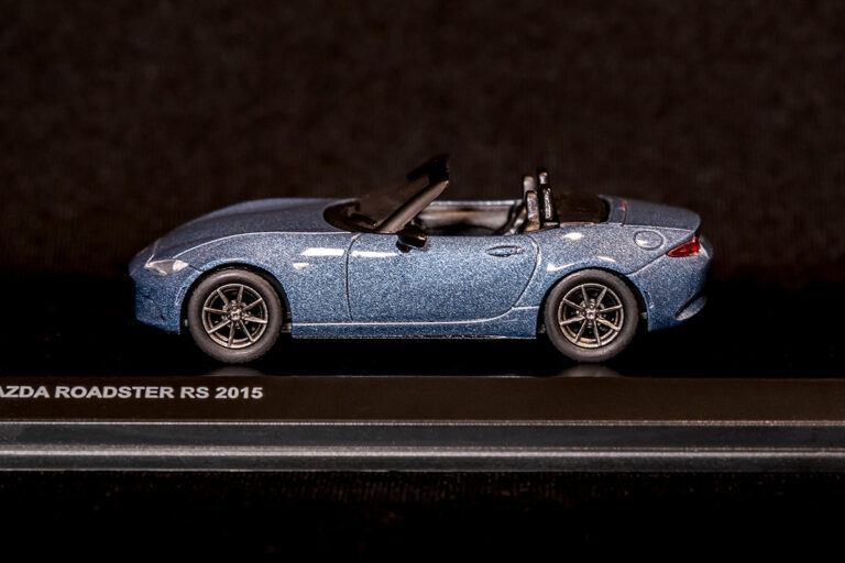 京商 1/64 マツダ ロードスター RS 2015