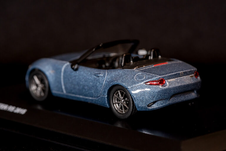 京商 1/64 マツダ ロードスター RS 2015