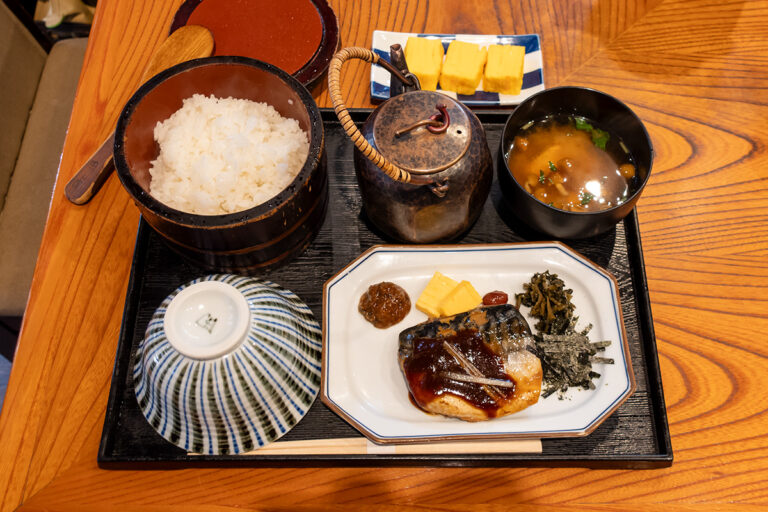 おひつ膳 田んぼ