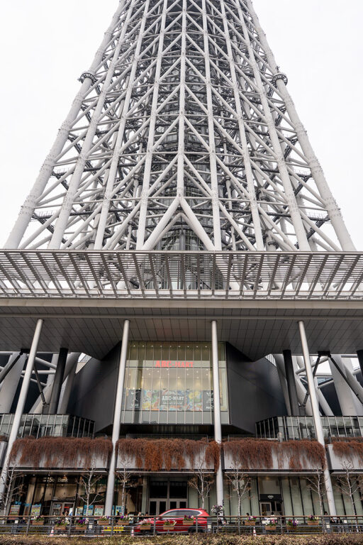 閃光のハサウェイ キルケーの魔女カフェ