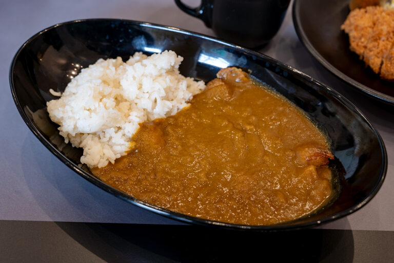 閃光のハサウェイ キルケーの魔女カフェ