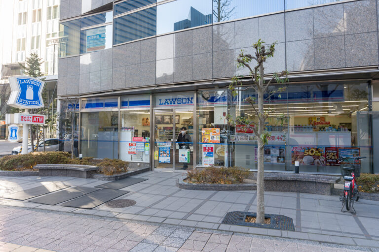 LAWSON  仙台柳町通店