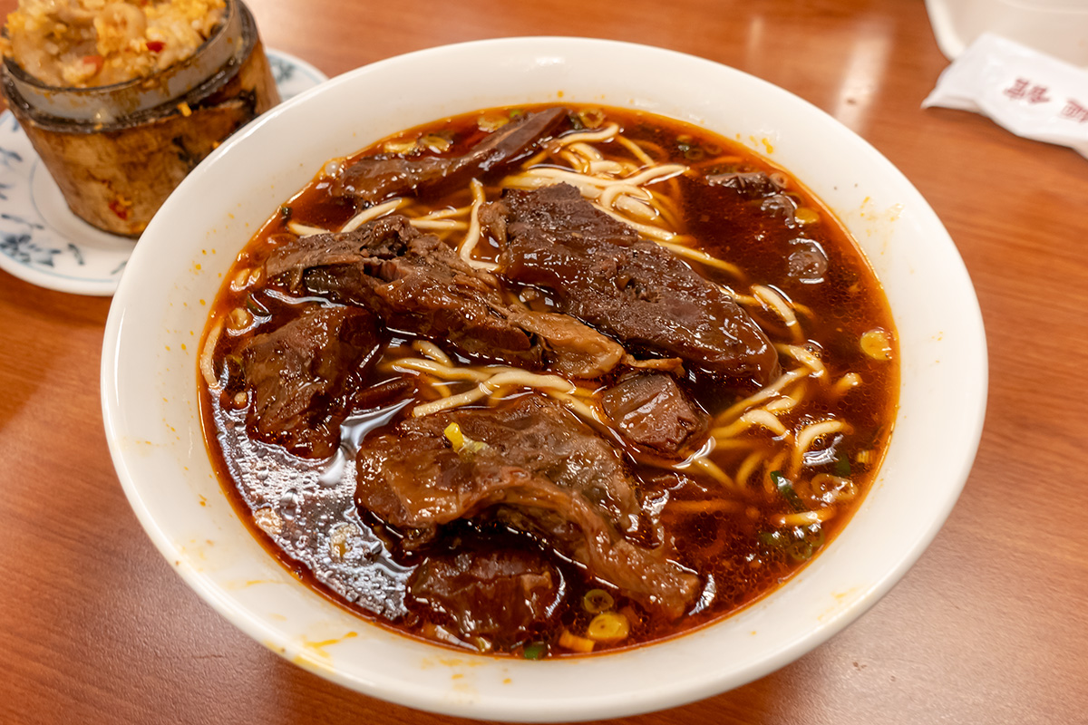 永康牛肉麺館