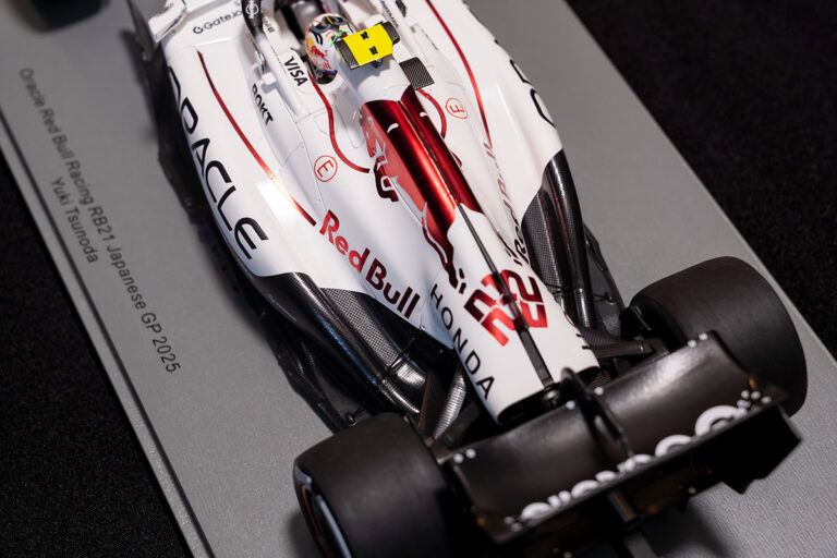 Spark 1/18 Red Bull RB21 Y. Tsunoda Japanese GP 2025