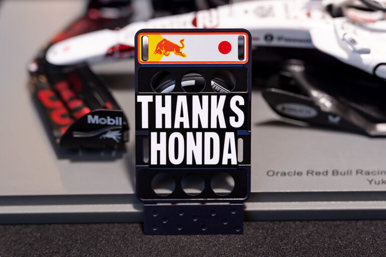 Spark 1/18 Red Bull RB21 Y. Tsunoda Japanese GP 2025