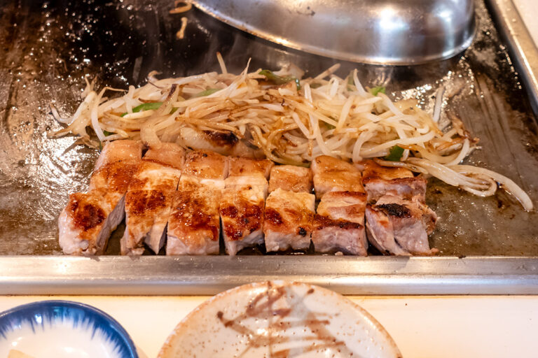 ステーキハウス 鉄板焼 不二