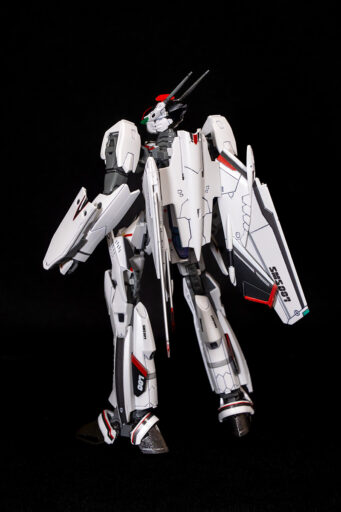 HG 1/100 VF-25F メサイアバルキリー（早乙女アルト機）