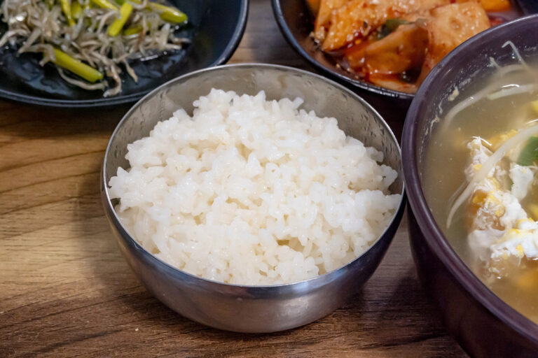 ジニ食堂