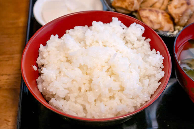 まぐろや