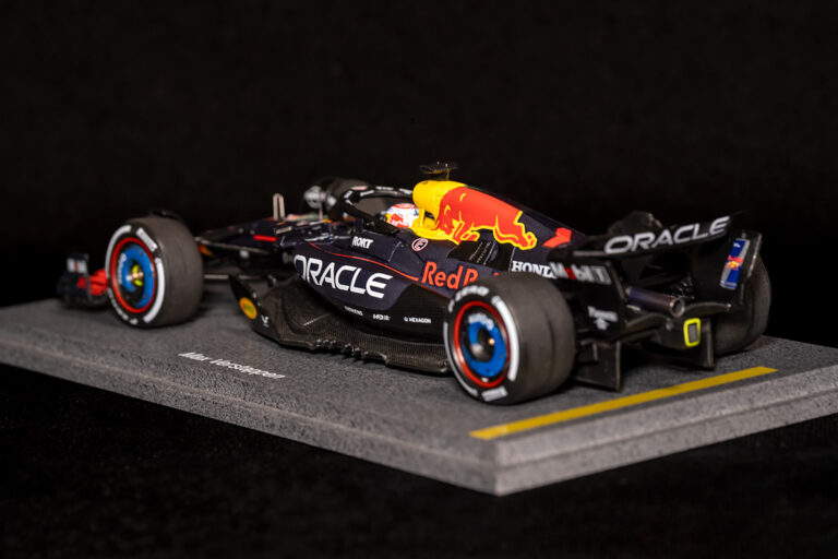 Spark Red Bull RB21 M. Verstappen Abu Dhabi  GP 2025