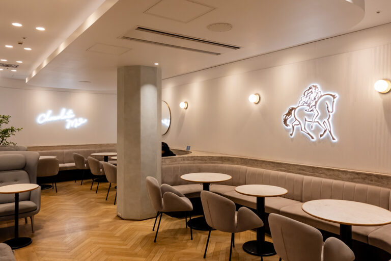 GODIVA cafe