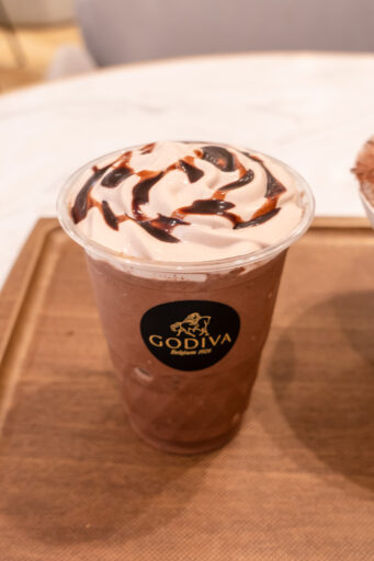 GODIVA cafe