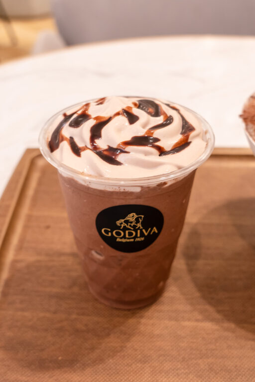 GODIVA cafe